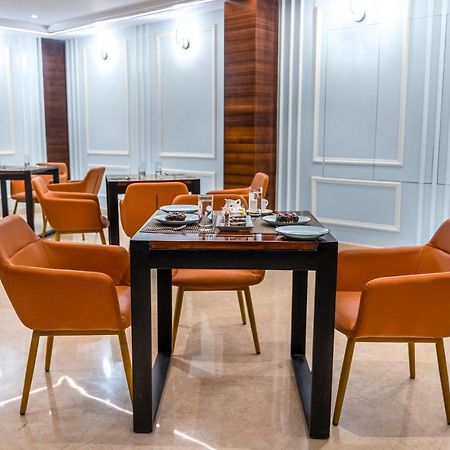Pride Hotel And Resort Рішикеш Екстер'єр фото