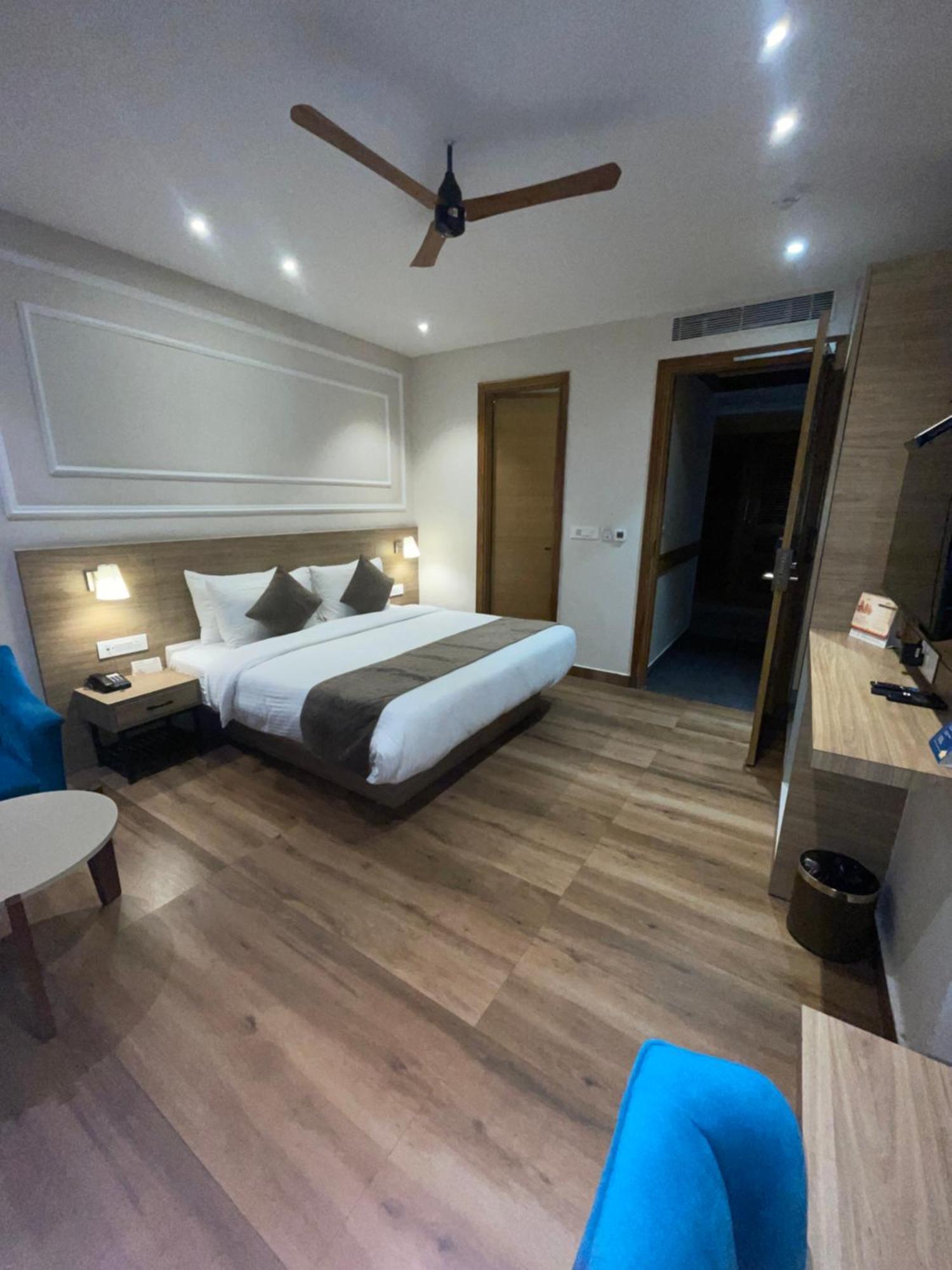 Pride Hotel And Resort Рішикеш Екстер'єр фото